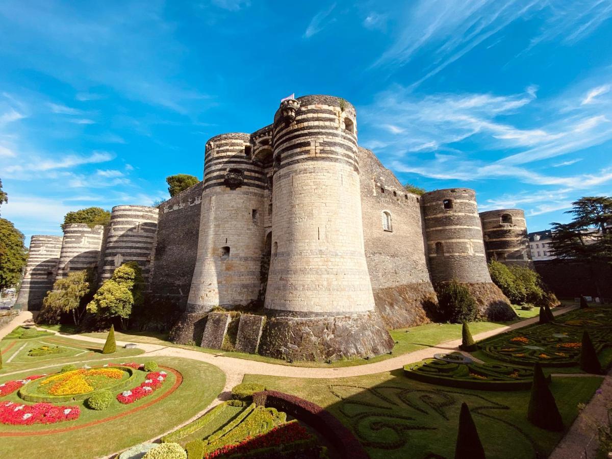 Logis Hotels- Hotel Marguerite D'Anjou Angers Chateau Ngoại thất bức ảnh