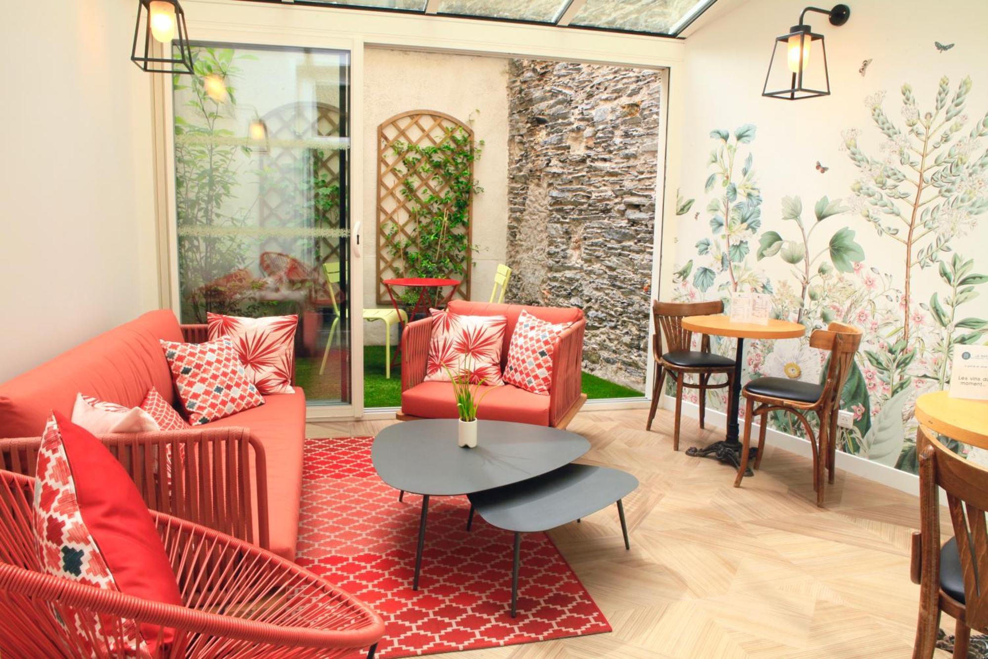 Logis Hotels- Hotel Marguerite D'Anjou Angers Chateau Ngoại thất bức ảnh