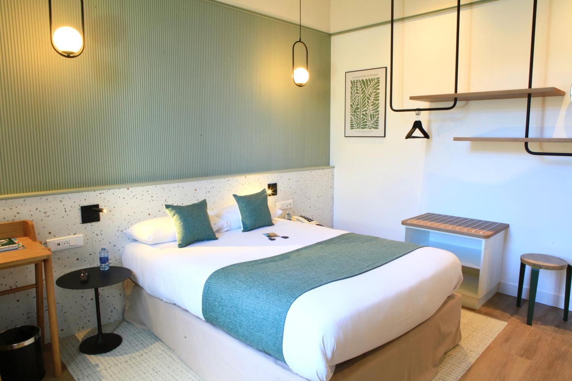 Logis Hotels- Hotel Marguerite D'Anjou Angers Chateau Ngoại thất bức ảnh